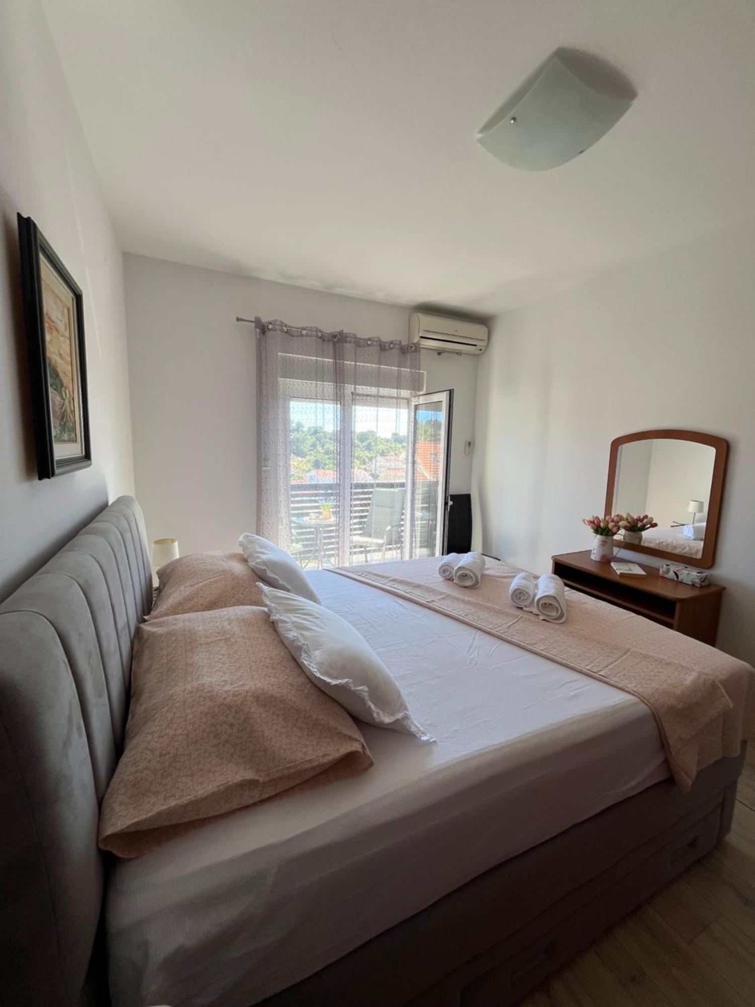 Apartment Božo Hvar Town Extérieur photo
