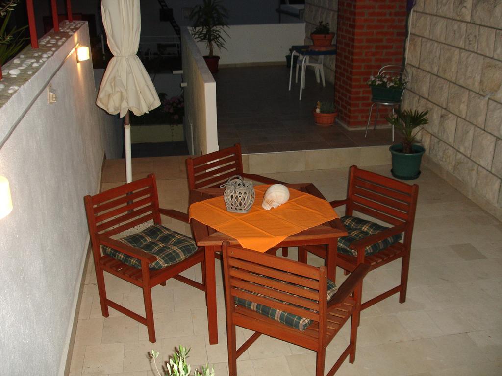Apartment Božo Hvar Town Extérieur photo