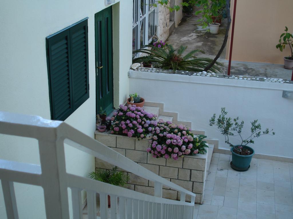 Apartment Božo Hvar Town Extérieur photo