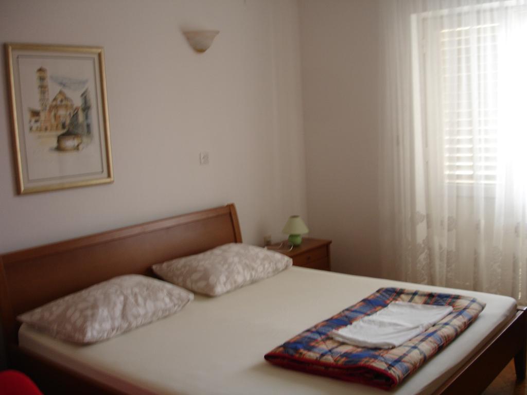 Apartment Božo Hvar Town Extérieur photo