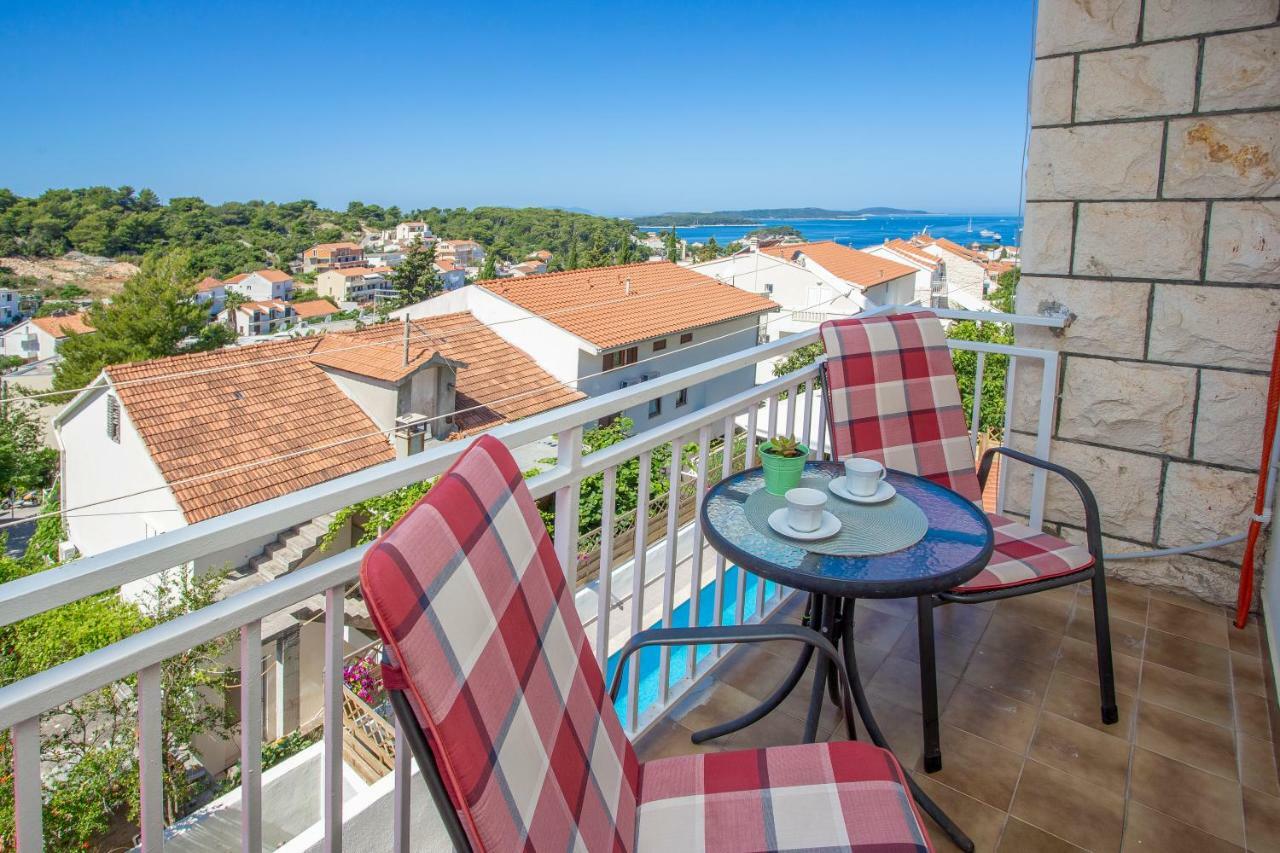 Apartment Božo Hvar Town Extérieur photo